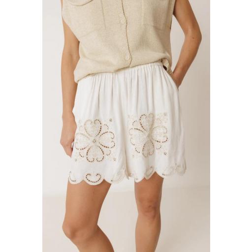 SHORT BORDADO ONDAS  [1]