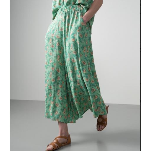 PANTALÓN FLORAL VISCOSA  [1]