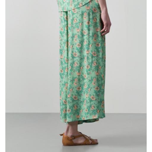 PANTALÓN FLORAL VISCOSA  [3]