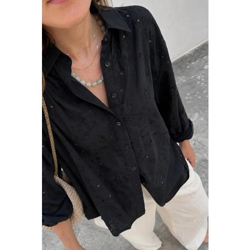 CAMISA BORDADOS TIPO PAÑUELO  [0]