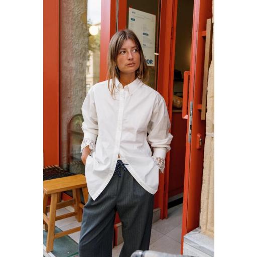 CAMISA CLASUCA PUÑOS ENCAJE  [2]