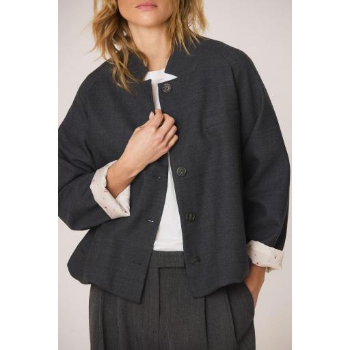 CHAQUETA BAJO ENGOMADO  [0]