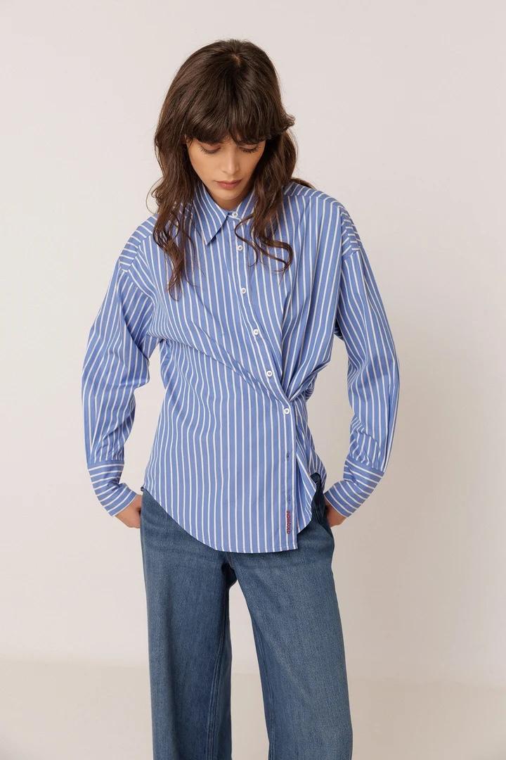 CAMISA RAYA MASCULINA MULTIPOSICIÓN
