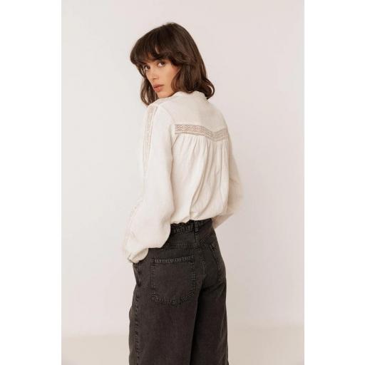 CAMISA COMBINADA CON PUNTILLAS  [3]