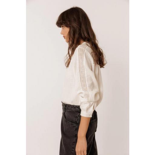 CAMISA COMBINADA CON PUNTILLAS  [2]