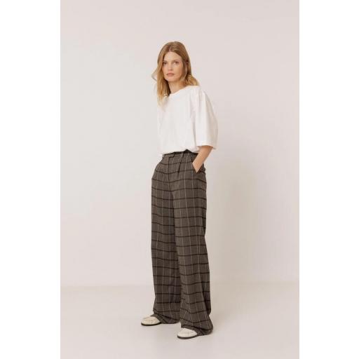 PANTALÓN PINZAS NOE  [2]