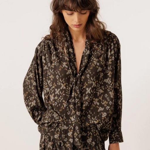 CAMISA OVERSIZE PAÑUELO  [1]