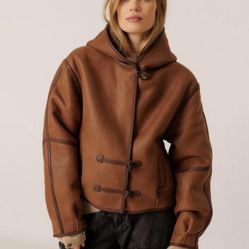 CAZDORA TIPO BOMBER CON CAPUCHA  [0]