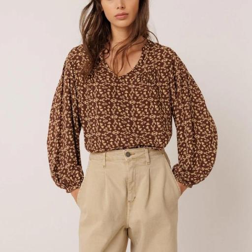 BLUSA ESTAMPADO ÉTNICO  [2]