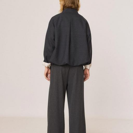 CHAQUETA BAJO ENGOMADO  [3]