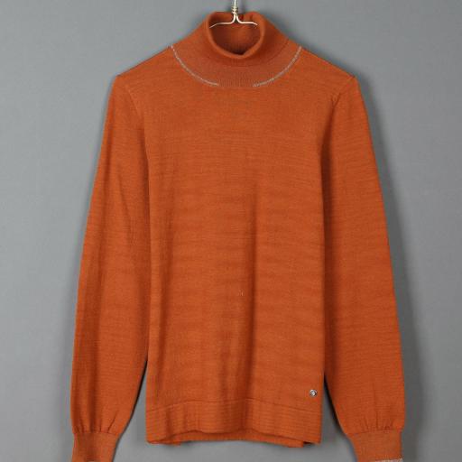 JERSEY CUELLO ALTO EN ALGODÓN CANELA  [2]