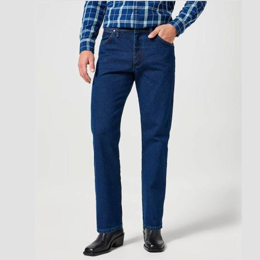 Wrangler® 13MWZ Vaquero Regular Cowboy Cut® 112359992