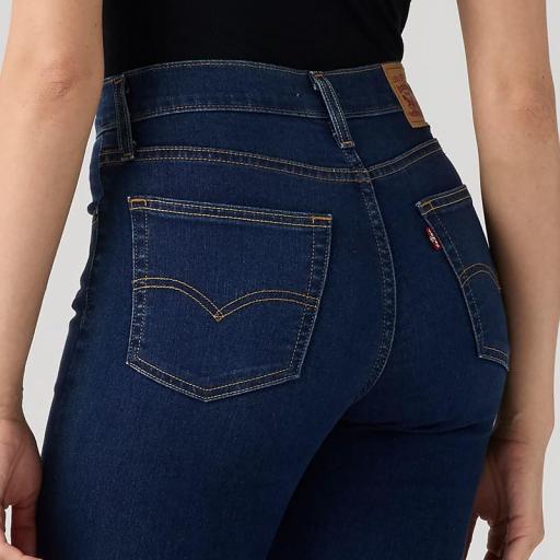 Levi's® 724™ High Rise Straight Jeans Chelsea Carbon Glow 2024 188830304 Vaquero recto mujer [7]