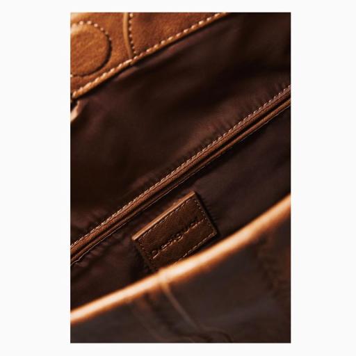 Desigual Bolso Embro Patch Loverty Camel 25WAXPA86011 [6]