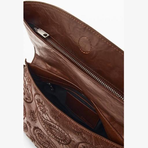 Desigual Mochila Efecto Piel Siroco Posadas Camel 26WAKP296011 [3]