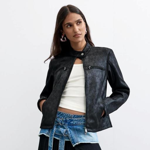 Desigual Chaqueta Bikercy 26WWEW092000 [1]