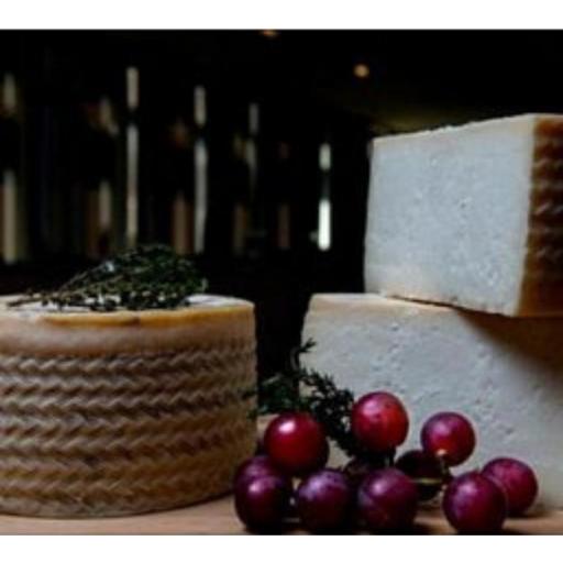 Queso De Cabra Semicurado Artesanal  Collados  400g aprox. [1]
