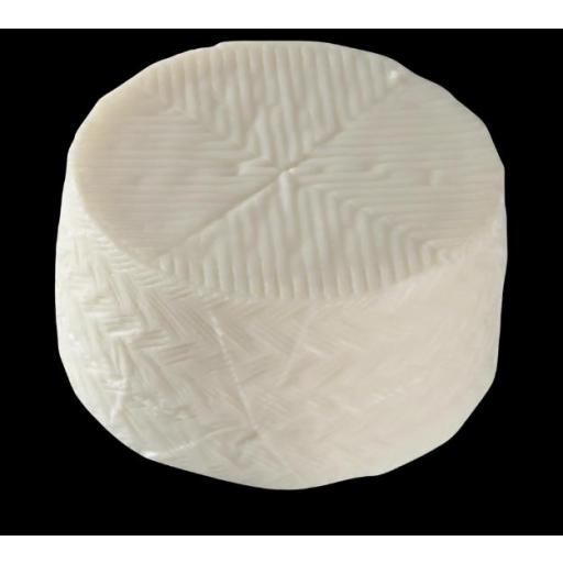 Queso tierno de cabra - vaca 1 kg aprox. [3]