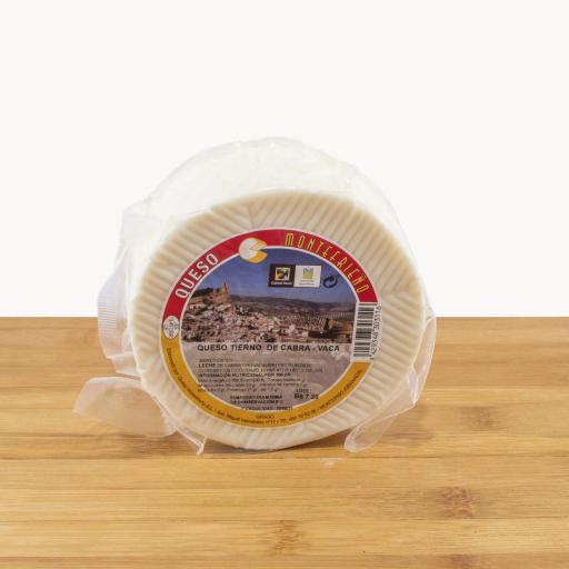 Queso tierno de cabra - vaca 1 kg aprox.