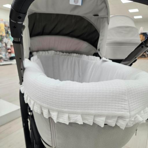 Vestidura garnitura capazo semicortada Arpi blanco con volante [1]