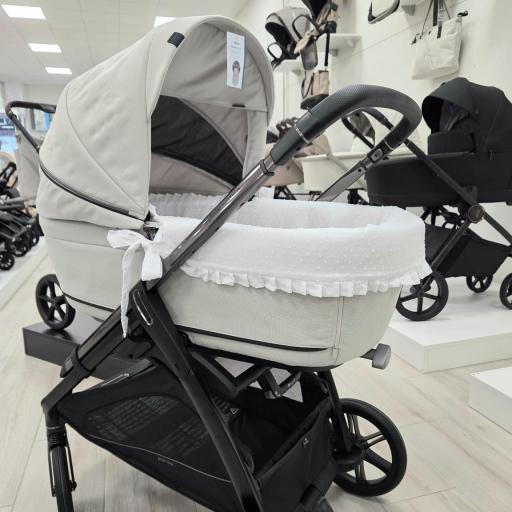 Vestidura garnitura capazo semicortada plumeti blanco con volante