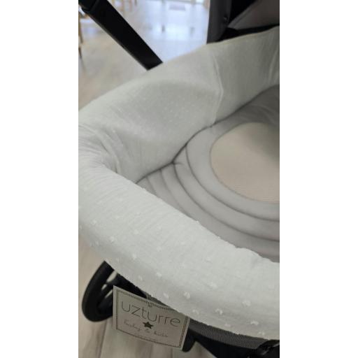 Funda capazo universal semipartida Luisa beig (blanco roto) Uzturre [1]