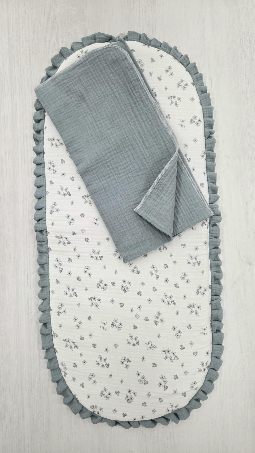 Colchón base capazo con muselina Flores verde D´peques