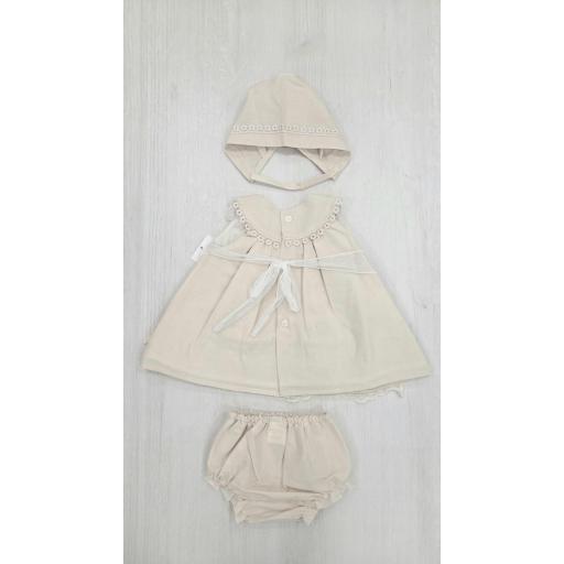 Jesusito 3 piezas color arena ref.26150 [1]