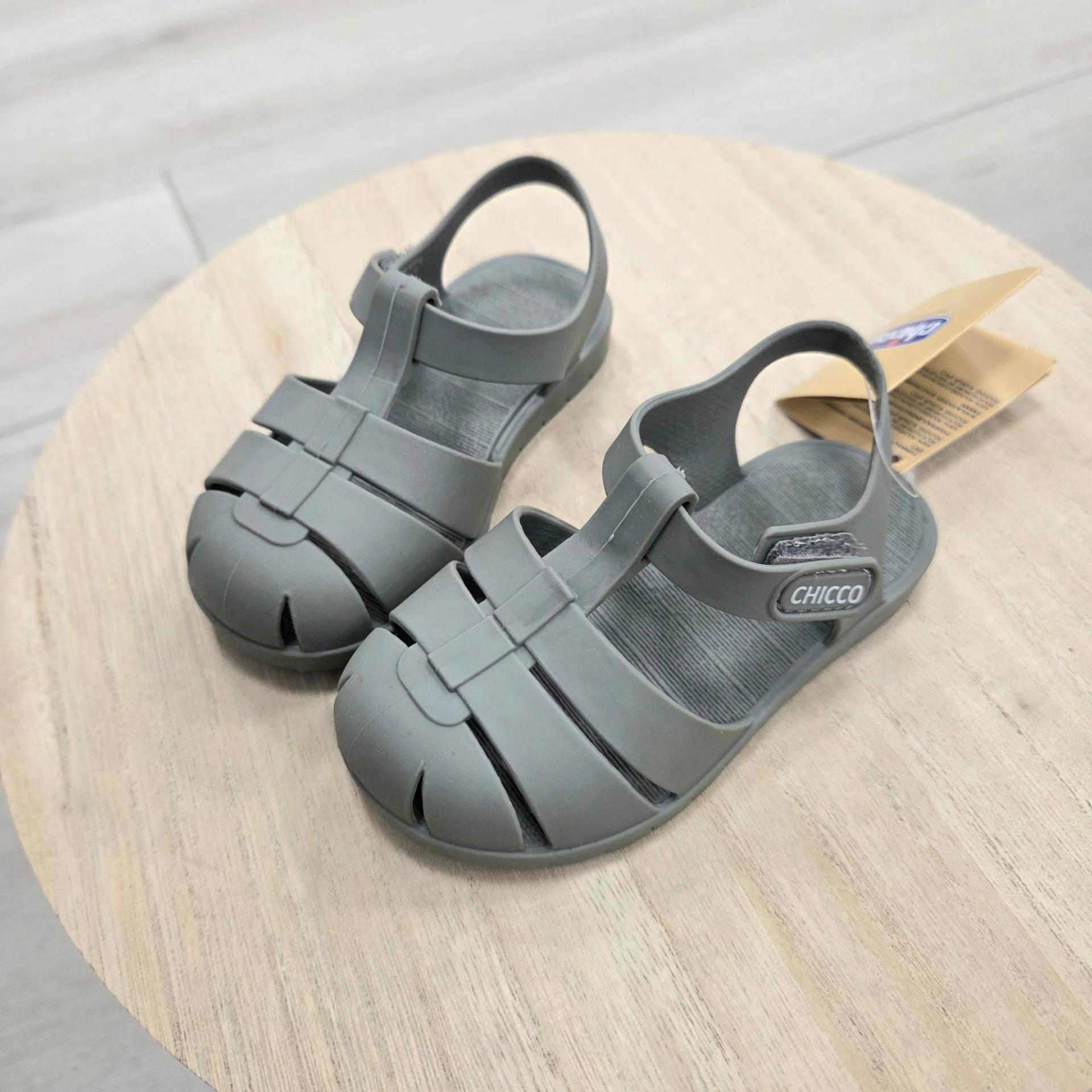 Sandalia cangrejera baño Chicco verde