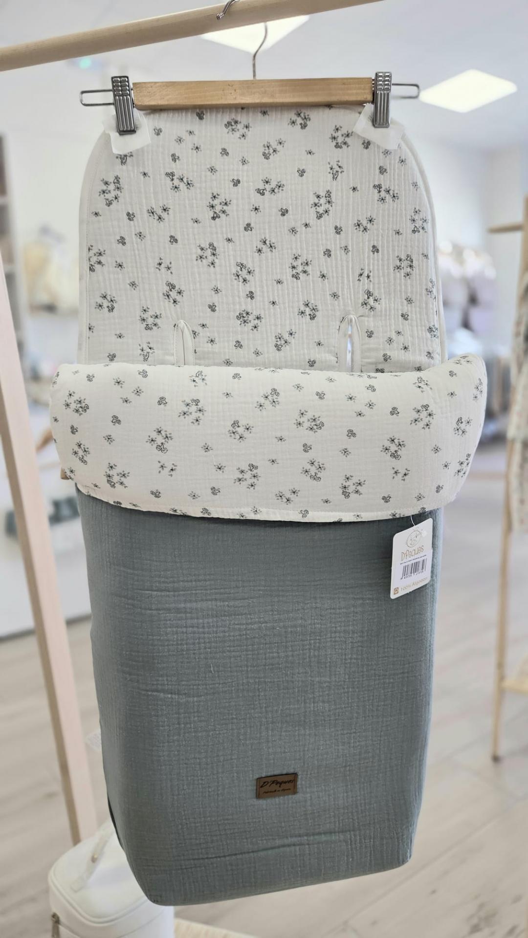 Saco silla universal con pies polipiel Flores verde ref.606
