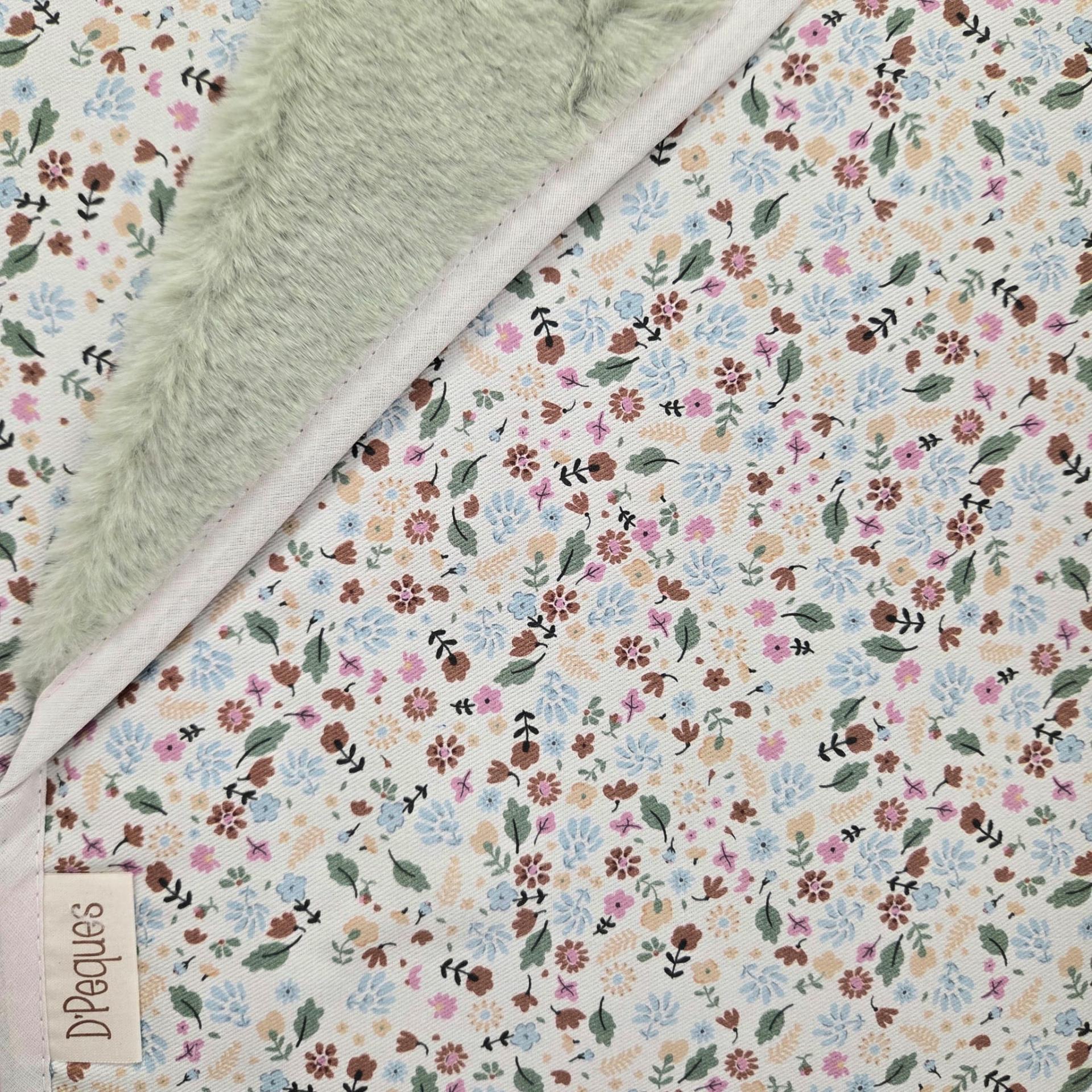 Manta arrullo Liberty verde pelito