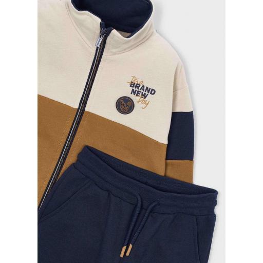 Chandal Brand New Mayoral ref.4811 [1]