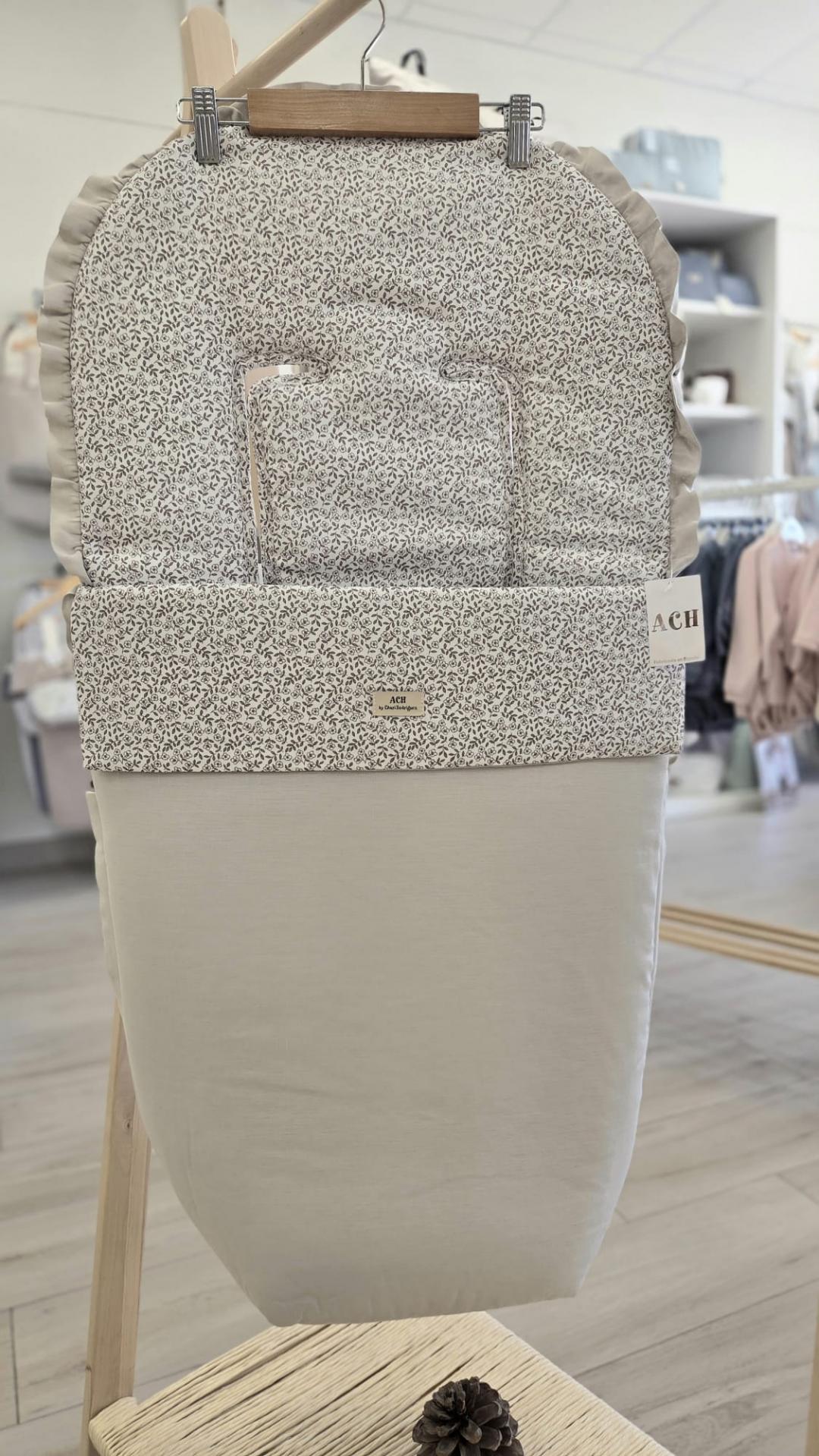 Saco silla universal flores marrón ACH