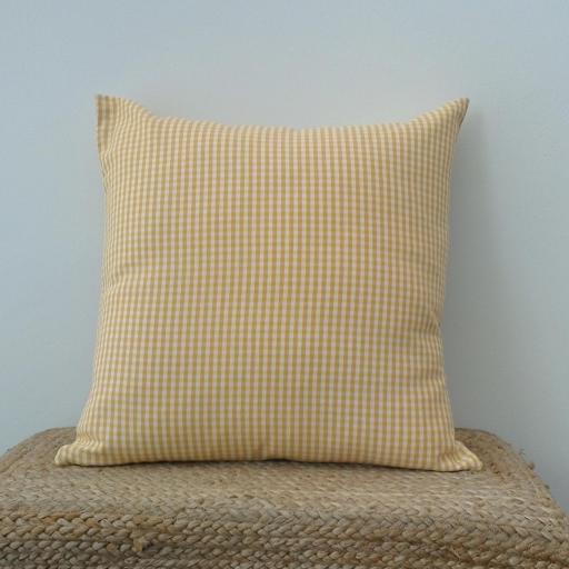 COJIN VICHY CUADRO PEQUEÑO [1]