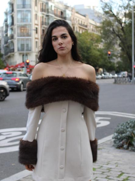 VESTIDO AUDREY BLANCO CUELLO PUÑOS PELO [3]