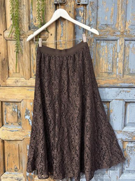 Falda Encaje Forro Terciopelo Pedreria