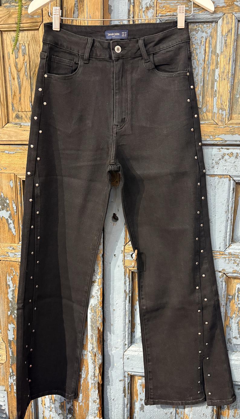 Denim Negro Tachuelas Abertura