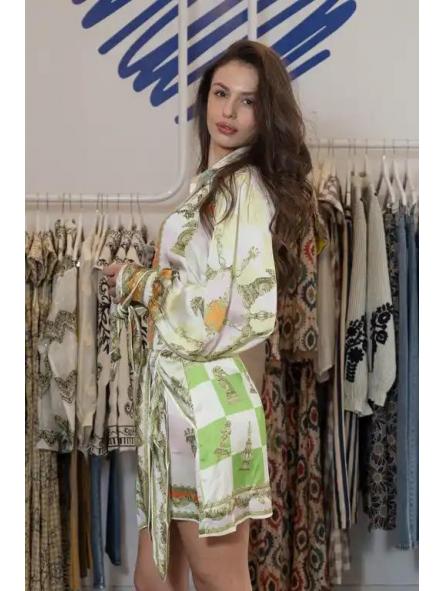 Vestido Satinado Queen [2]