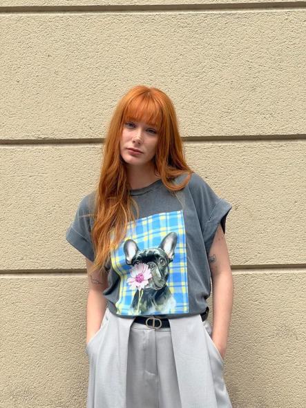 Camiseta Bulldog Flor