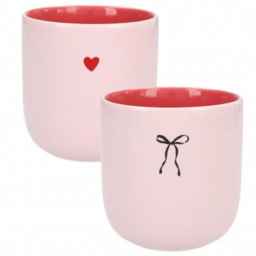 TAZA CON MOTIVOS LAZO Y CORAZÓN PENFECTION