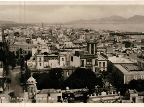 98 - Las Palmas - Vista del Barrio de Triana - Bazar Aleman