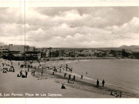 Las Palmas de Gran Canaria: Playa de las Canteras. Bazar Alemán