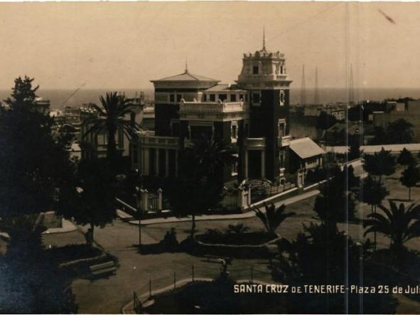 SANTA CRUZ DE TENERIFE - PLAZA 25 DE JULIO - 