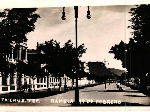 TARJETA POSTAL SANTA CRUZ DE TENERIFE - RAMBLA 11 DE FEBRERO -  [0]