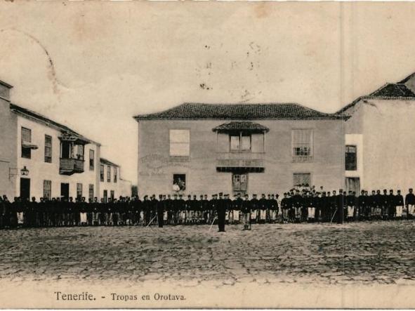 TARJETA POSTAL TROPAS EN OROTAVA - TENERIFE - [0]