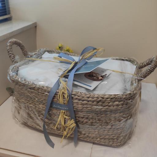 EMPAQUETADO DE REGALO CANASTILLA BEBÉ [1]