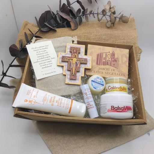 PACK COSMETICA NATURAL CON CRISTO DE SAN DAMIÁN (Varios conventos) [0]