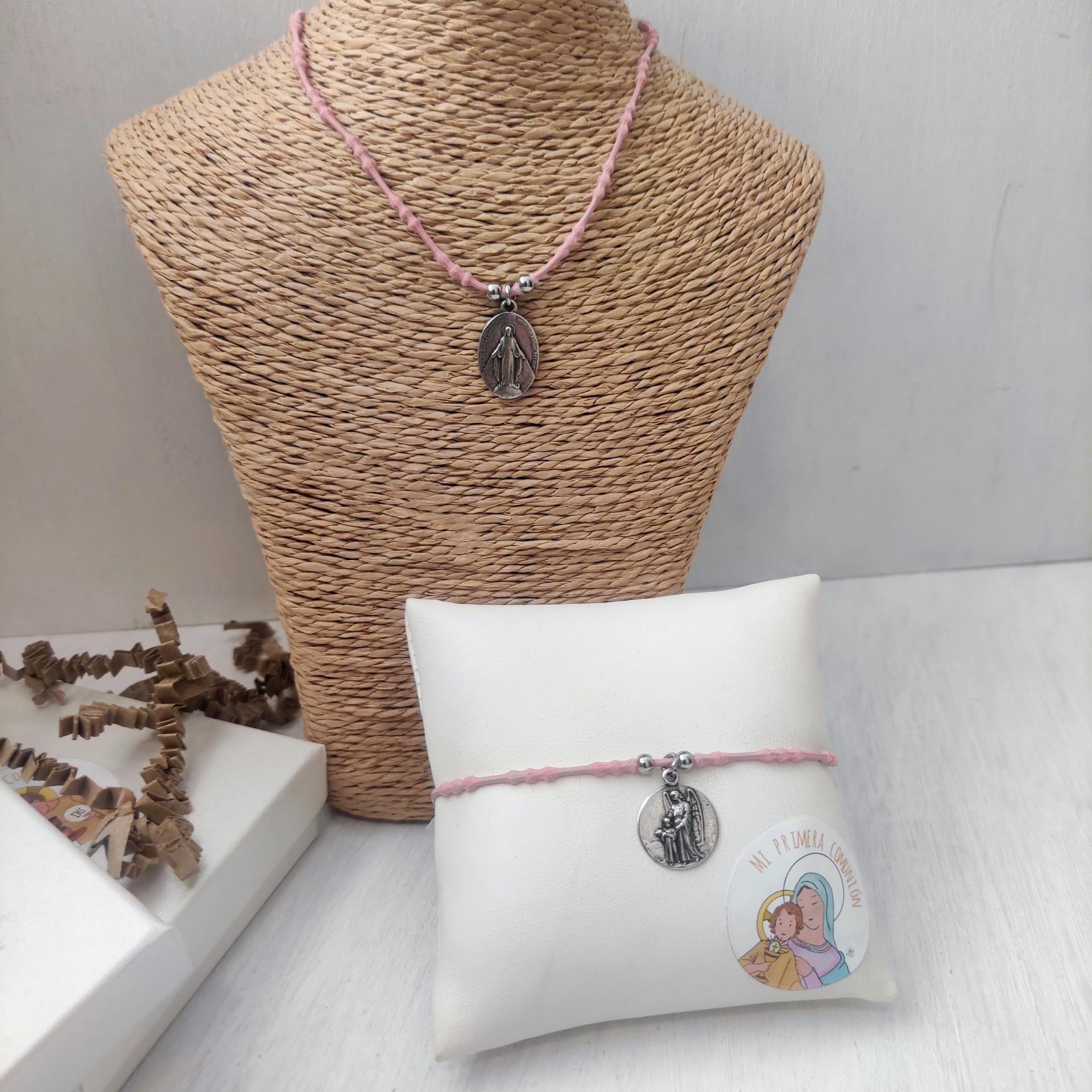 Conjunto de gargantilla y pulsera Medalla de la  Milagrosa y Ángel de la Guarda bañado en plata (Monasterio de San Blas, Lerma. Burgos)