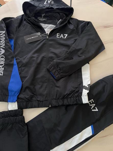 Ea7 Emporio Armani