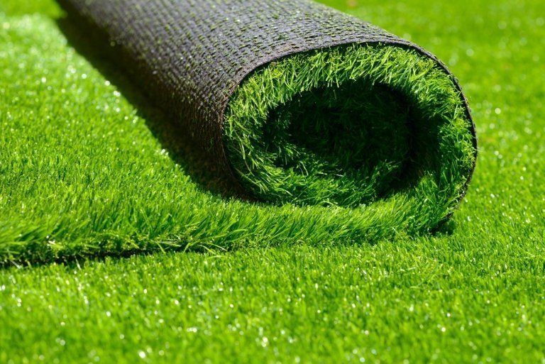 Este es el modelo de césped artificial recomendado para los jardines de Aravaca y Valdemarín